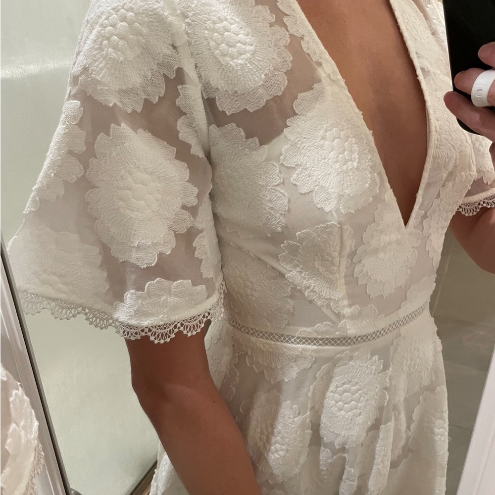 LA MAISON TALULAH Floral White Lace Mini Dress - Picture 13 of 13